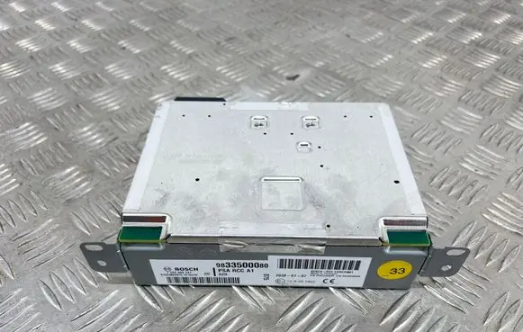 Opel Corsa F Radio/CD/DVD/GPS head unit 9833500080