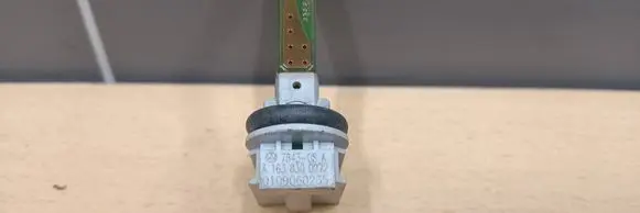 Mercedes-Benz ML W163 Interior temperature sensor A1638300272 784308A 0109060235