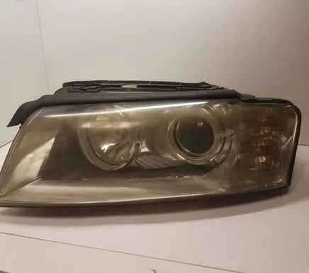 Audi A8 S8 D3 4E Headlight/headlamp 15815300LI