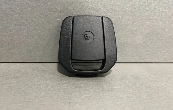 BMW 3 E90 E91 ISOFIX cover 7118673