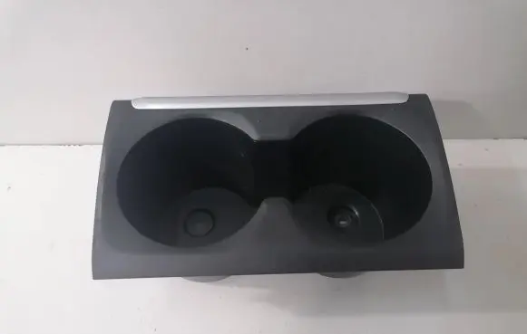 BMW 2 Active Tourer U06 Cup holder 9493276