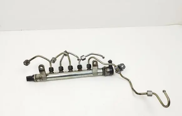 Fuel main line pipe