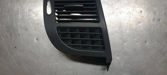 Mercedes-Benz E W211 Dashboard side air vent grill/cover trim