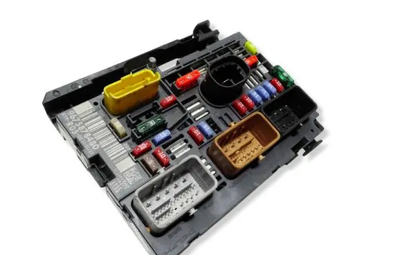 Peugeot 308 BSM Control unit 9675878480