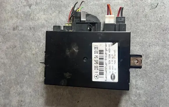 Mercedes-Benz E W211 Tailgate/trunk control unit/module A0355455432 5ZA00846920