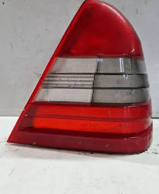 Mercedes-Benz C W202 Rear/tail lights UL03301