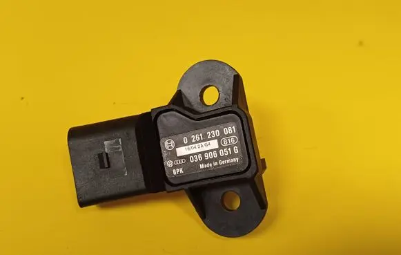 Audi A4 S4 B6 8E 8H Air pressure sensor 036906051G 0261230081