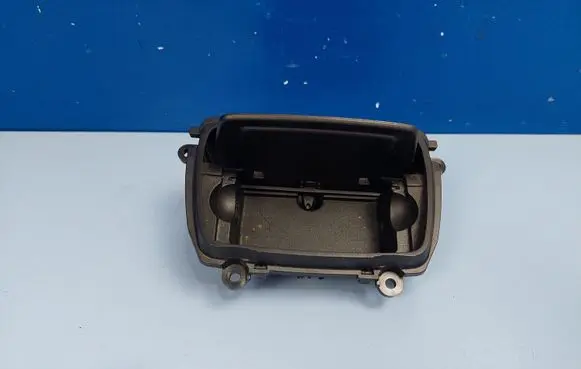Ashtray (front)