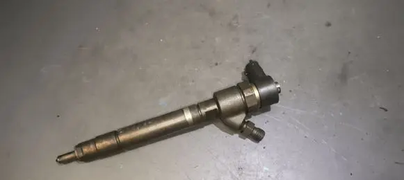 Volvo XC70 Fuel injector 30750283 0445110 0445110251