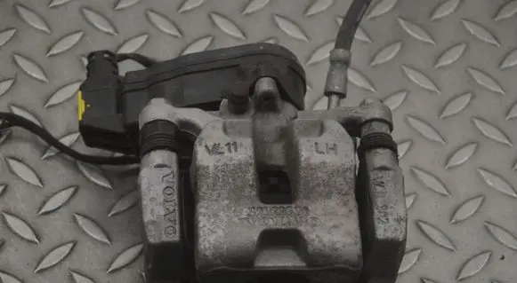 Volvo XC40 Rear brake caliper 32329529