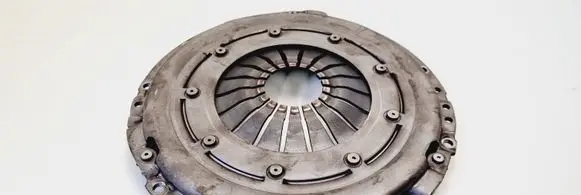 Volkswagen PASSAT B6 Pressure plate F2812L1910 CLK923403
