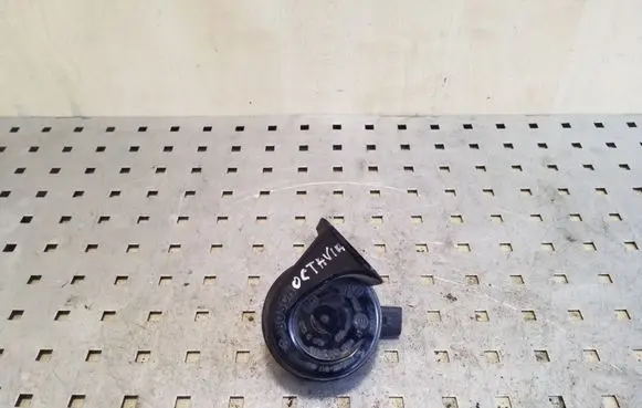 Skoda Octavia Mk2 (1Z) Horn signal 703881157 CH2143