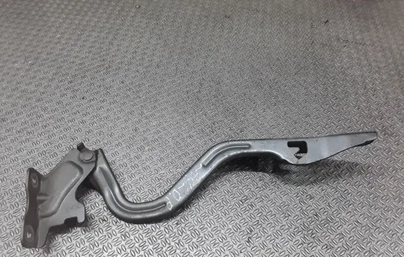 Suzuki Swift I Engine bonnet/hood hinges
