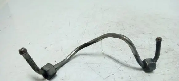 Fuel injector supply line/pipe