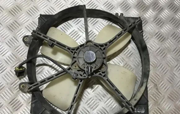 Mazda 626 Radiator cooling fan shroud 0227509671 022750-9671