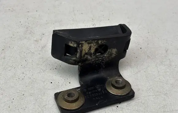 Audi A2 Engine bonnet/hood lock/catch 8Z0823405C