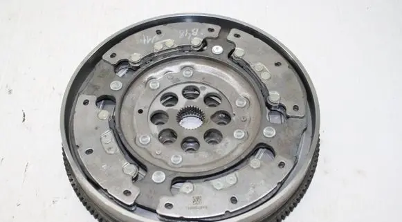BMW X1 U11 Flywheel 21205A87395 5A87395