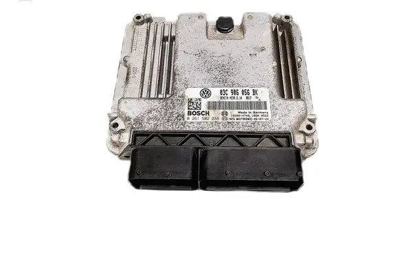 Volkswagen Touran I Engine control unit/module 03C906056BK