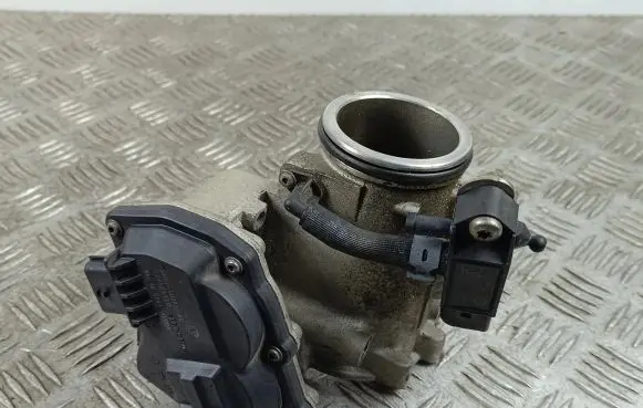 Jaguar F-Pace EGR valve G4D35H273AC