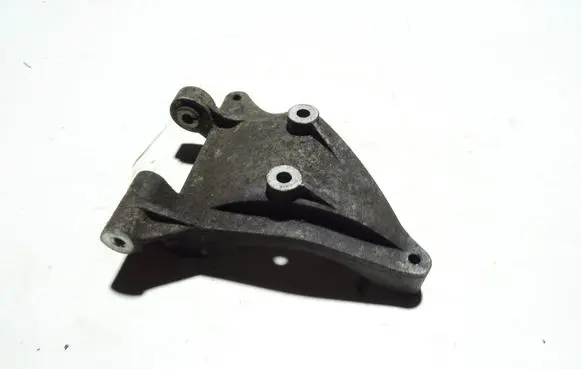 Audi A6 S6 C5 4B Engine mounting bracket 059260885F