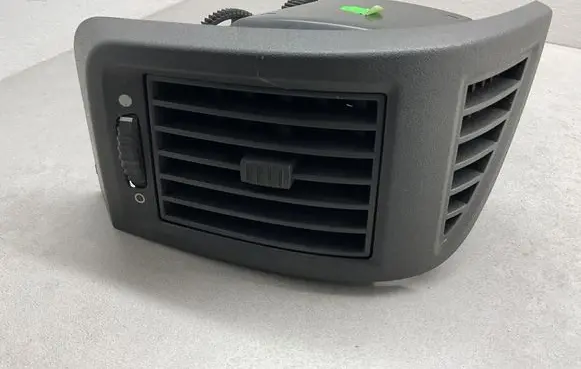 Peugeot Boxer Dash center air vent grill LS385812 C391 ST43582