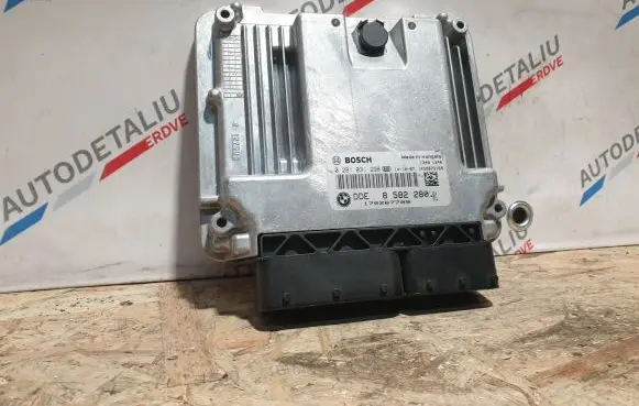 BMW 1 F20 F21 Engine control unit/module 8582280 0281031298