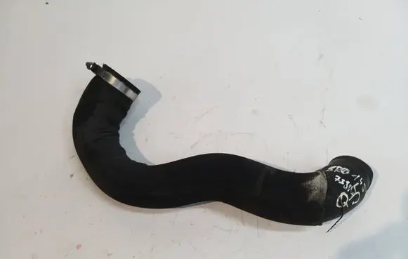 Intercooler hose/pipe