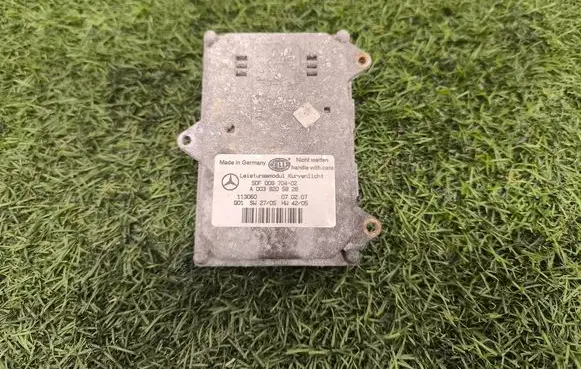 Mercedes-Benz R W251 Headlight ballast module Xenon 5DF00870402 113060 A0038205826
