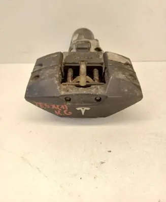 Rear brake caliper