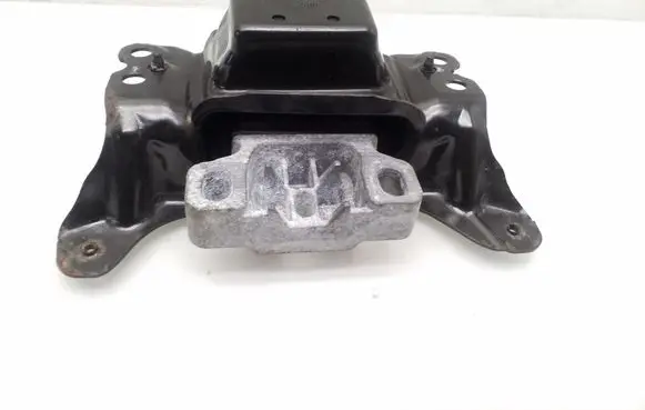 Volkswagen Golf VII Engine mount bracket 5Q0199555AB