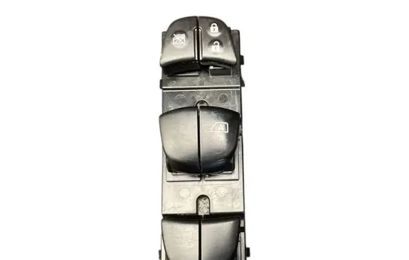 Nissan Leaf I (ZE0) Electric window control switch 25401