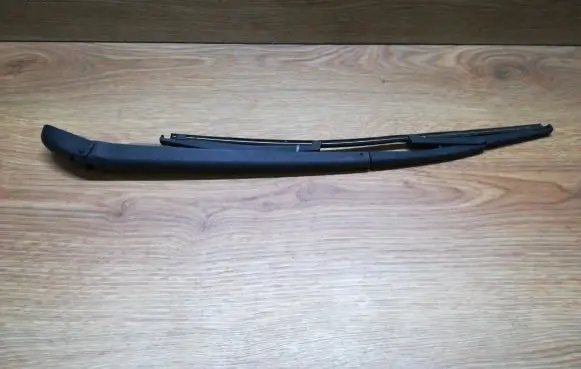 Alfa Romeo 156 Rear wiper blade arm