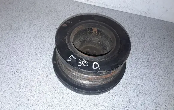 BMW 5 E39 Crankshaft pulley 11232247890 2247890