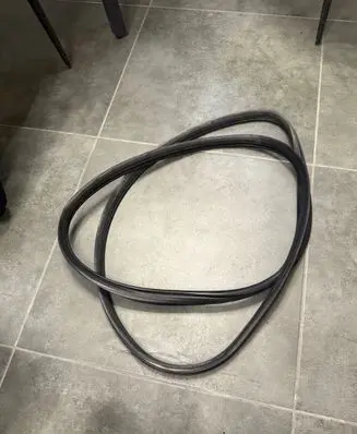 Honda CR-V Front door rubber seal 