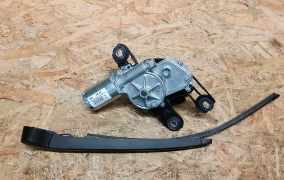 Seat Leon (5F) Rear window wiper motor 5F3955711