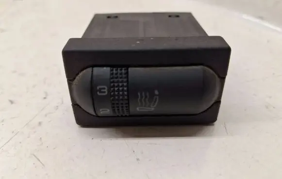Volkswagen Transporter - Caravelle T4 Seat heating switch 3A0963563A