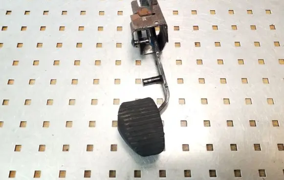 Citroen Berlingo Brake pedal