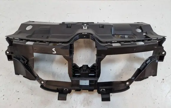 Renault Megane IV Front grill 620369511R