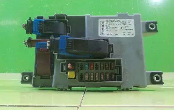 Ford Ka Fuse box set 00518004630 BEZPIECZNIKOW