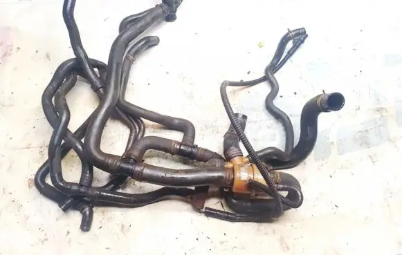 Jaguar F-Pace Engine coolant pipe/hose