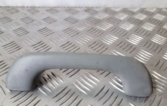 Opel Vivaro Rear interior roof grab handle 8200000099