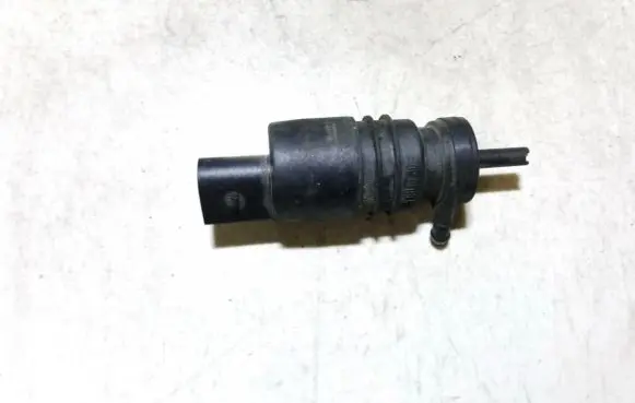 BMW 3 E46 Windscreen/windshield washer pump