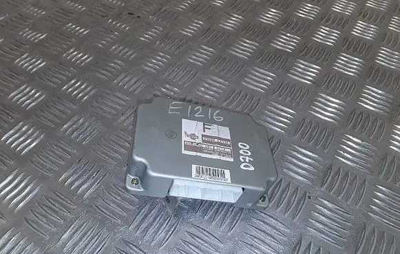 Nissan Navara Gearbox control unit/module 33084EA30A