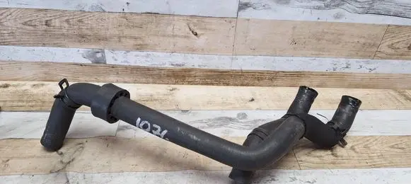 Skoda Superb B5 (3U) Engine coolant pipe/hose
