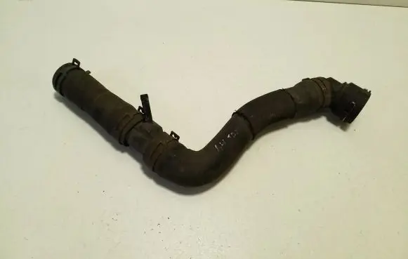 Volkswagen Polo IV 9N3 Engine coolant pipe/hose