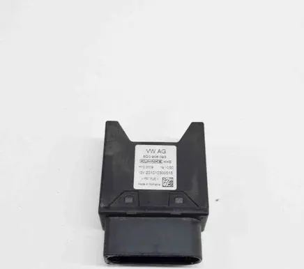 Skoda Karoq Fuel injection pump control unit/module 5Q0906093