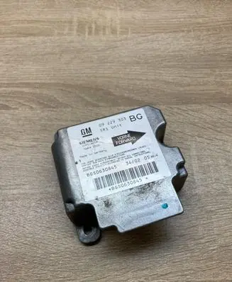Opel Zafira A Airbag control unit/module 09229303