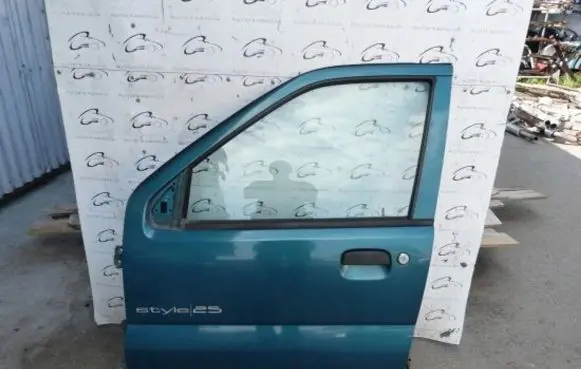 Suzuki Ignis Front door