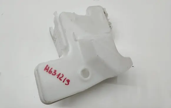 Audi Q2 - Windshield washer fluid reservoir/tank 5Q0955453BE