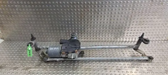 Volkswagen Tiguan Front wiper linkage and motor 5N1955023B 5N1955119A
